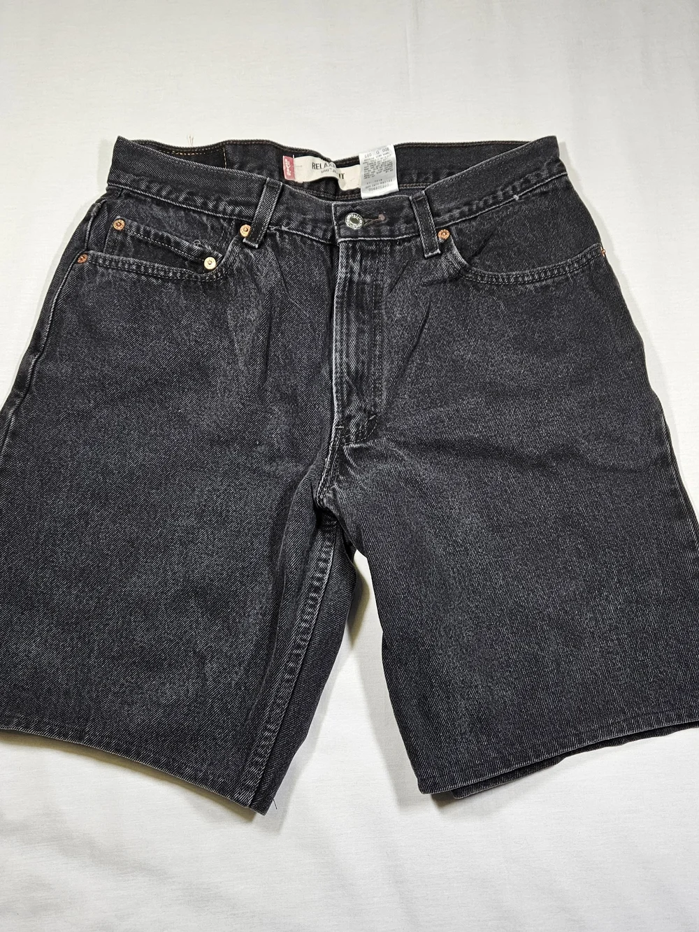 Levi's Men's 550 Relaxed Fit Black Denim Shorts Size 34 Vintage Y2K Jorts Hemmed